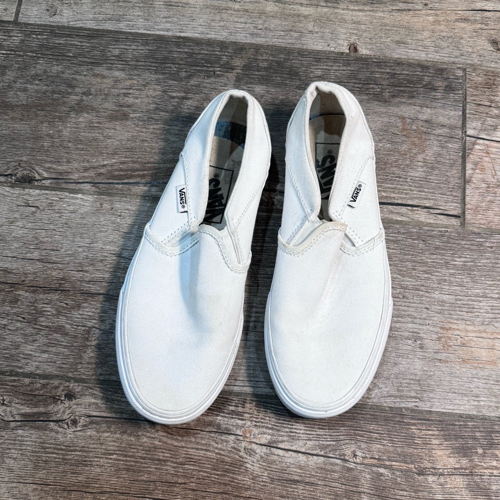 Vans - Picture 3 of 4